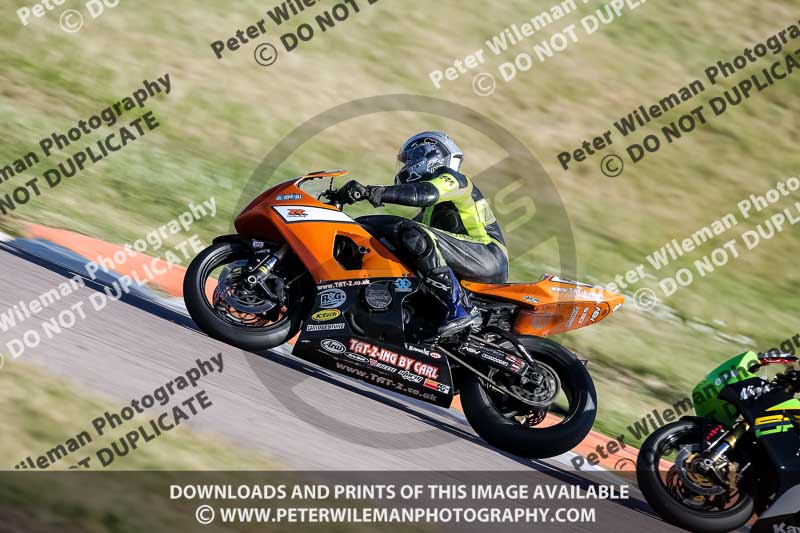 Rockingham no limits trackday;enduro digital images;event digital images;eventdigitalimages;no limits trackdays;peter wileman photography;racing digital images;rockingham raceway northamptonshire;rockingham trackday photographs;trackday digital images;trackday photos